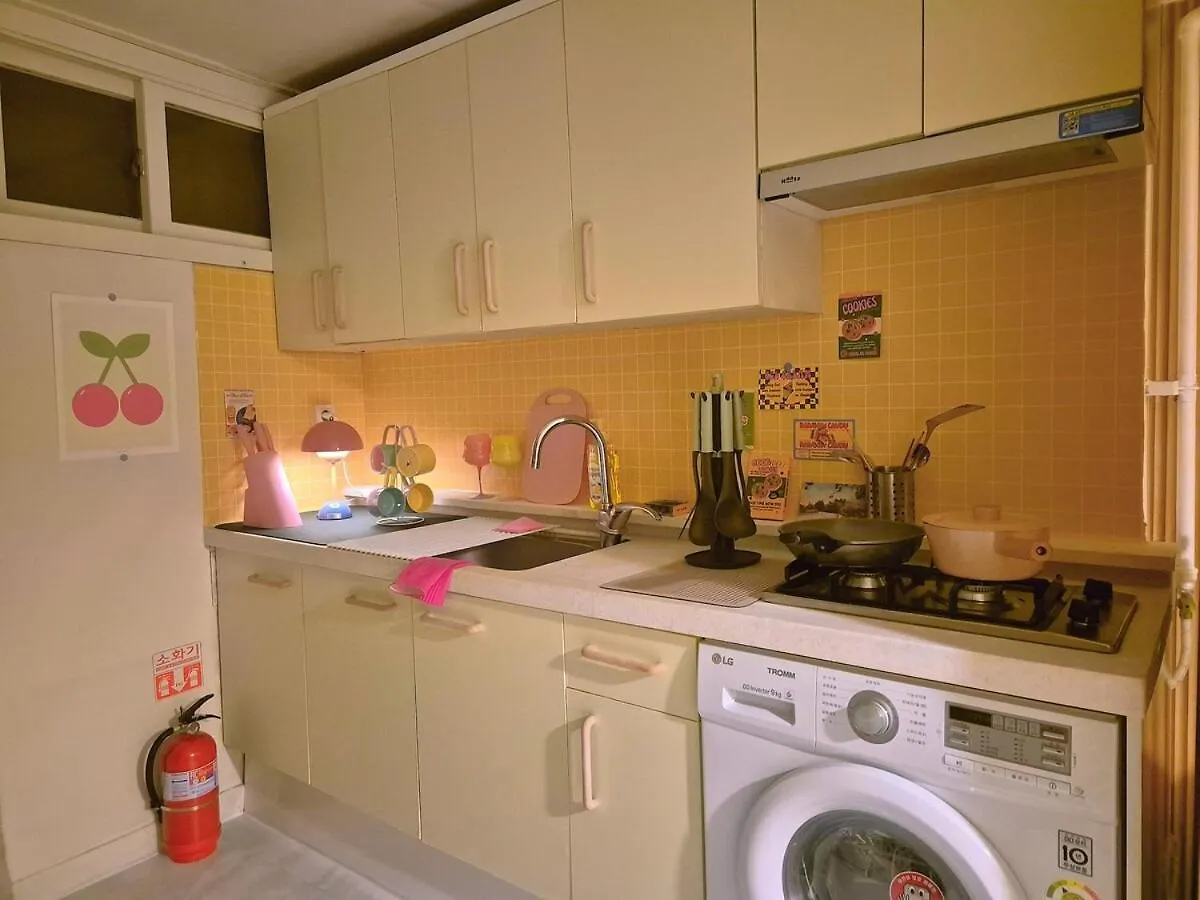 Διαμέρισμα Private House, 3-Minute Walk From Hanseongdae Station, Netflix, Hyehwa, Dongdaemun, Myeongdong Σεούλ Νότια Κορέα